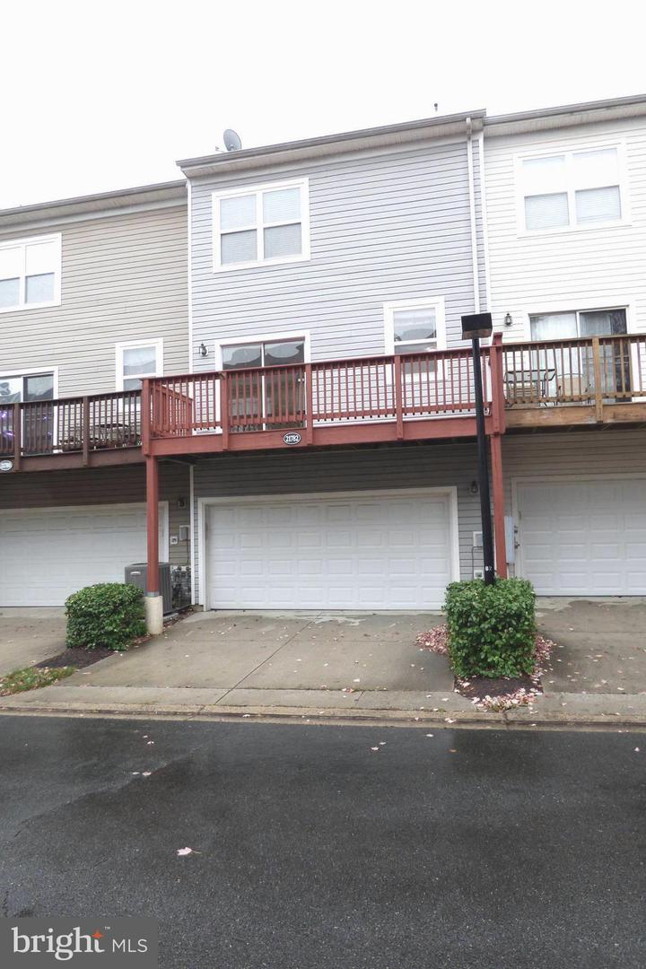 21782 JARVIS SQ #21782, ASHBURN, Virginia 20147, 2 Bedrooms Bedrooms, ,2 BathroomsBathrooms,Residential,For sale,21782 JARVIS SQ #21782,VALO2086290 MLS # VALO2086290