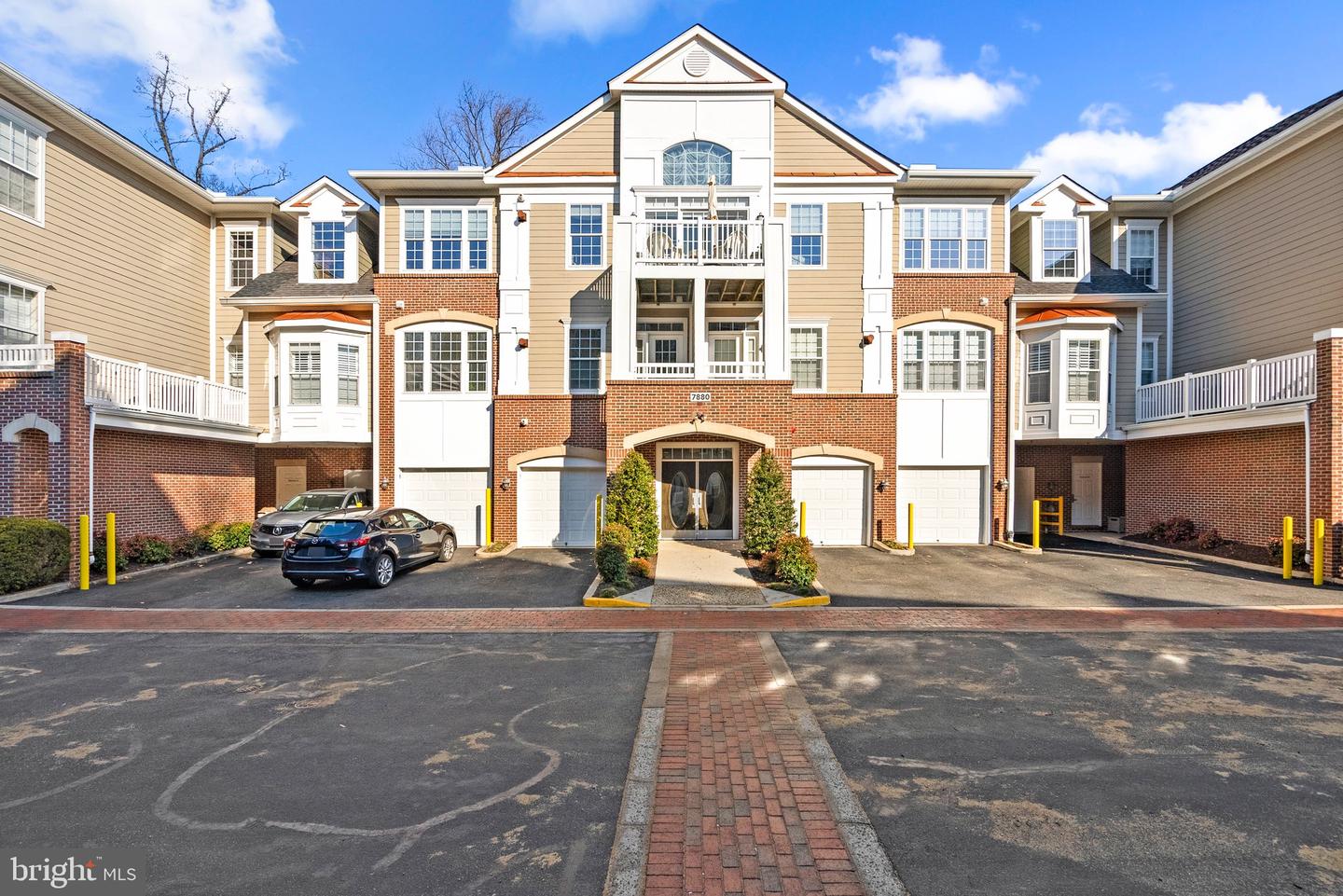 7880 ROLLING WOODS CT #404, SPRINGFIELD, Virginia 22152, 2 Bedrooms Bedrooms, ,2 BathroomsBathrooms,Residential,For sale,7880 ROLLING WOODS CT #404,VAFX2217578 MLS # VAFX2217578