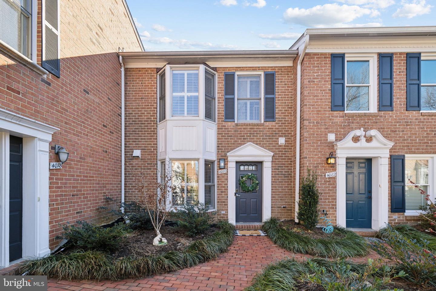 4080 CHERRY HILL RD, ARLINGTON, Virginia 22207, 3 Bedrooms Bedrooms, ,2 BathroomsBathrooms,Residential,For sale,4080 CHERRY HILL RD,VAAR2052666 MLS # VAAR2052666