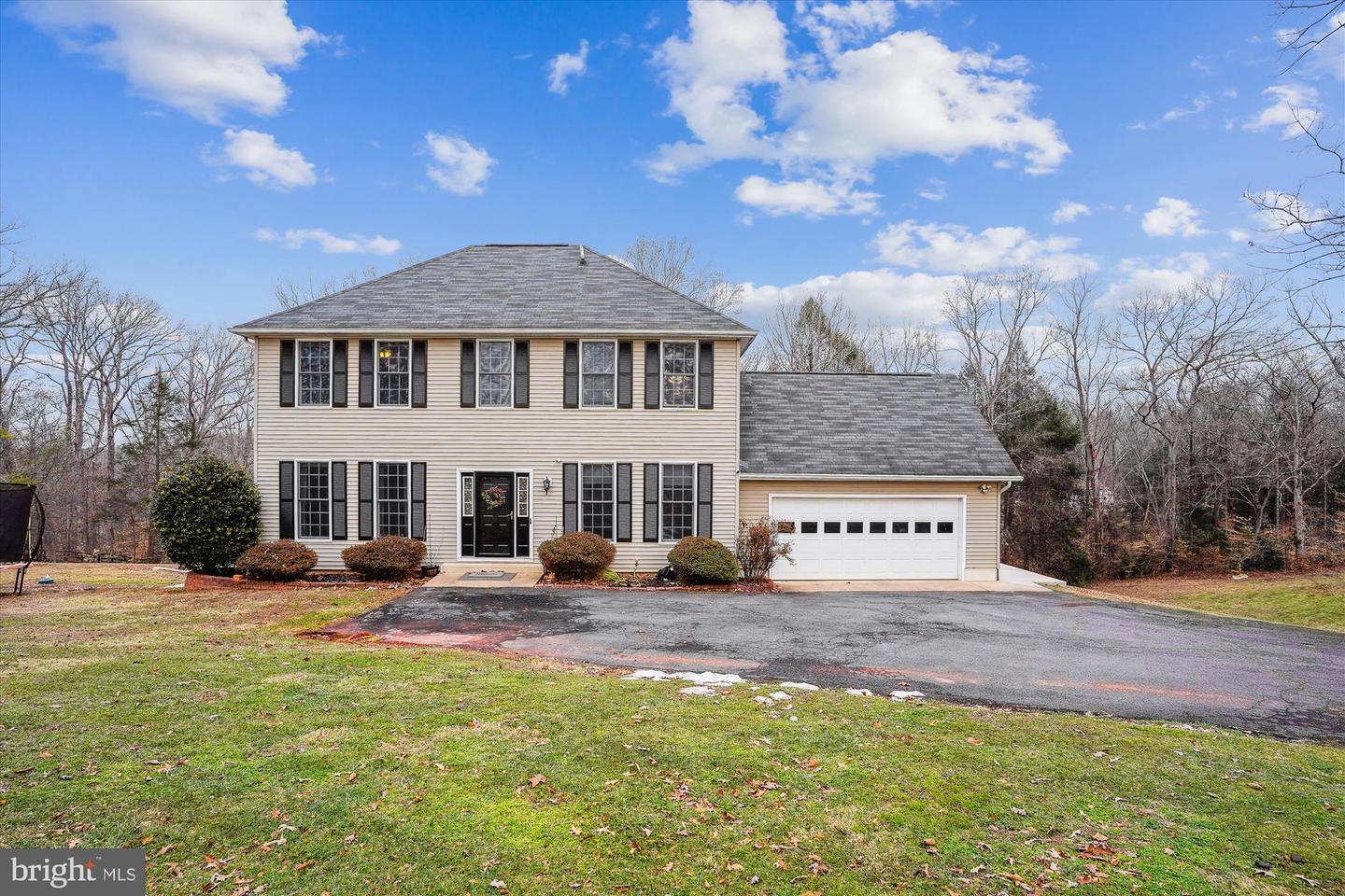 12987 MAYHEW CT, NOKESVILLE, Virginia 20181, 4 Bedrooms Bedrooms, ,3 BathroomsBathrooms,Residential,For sale,12987 MAYHEW CT,VAPW2086676 MLS # VAPW2086676