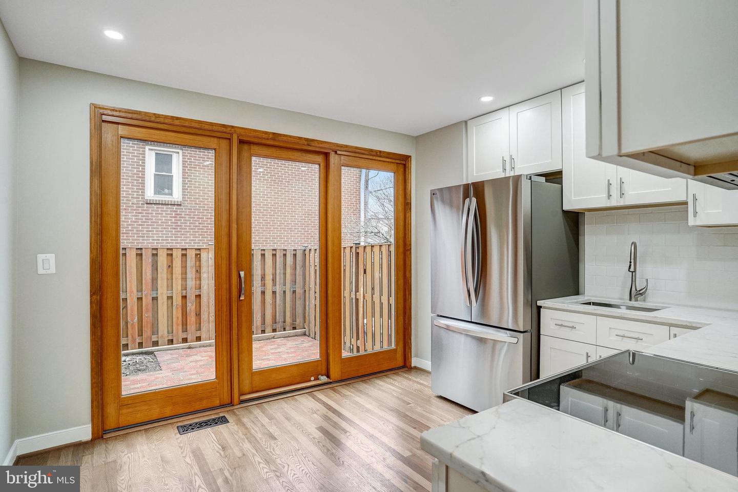 607 S COLUMBUS ST S, ALEXANDRIA, Virginia 22314, 2 Bedrooms Bedrooms, ,1 BathroomBathrooms,Residential,For sale,607 S COLUMBUS ST S,VAAX2041488 MLS # VAAX2041488