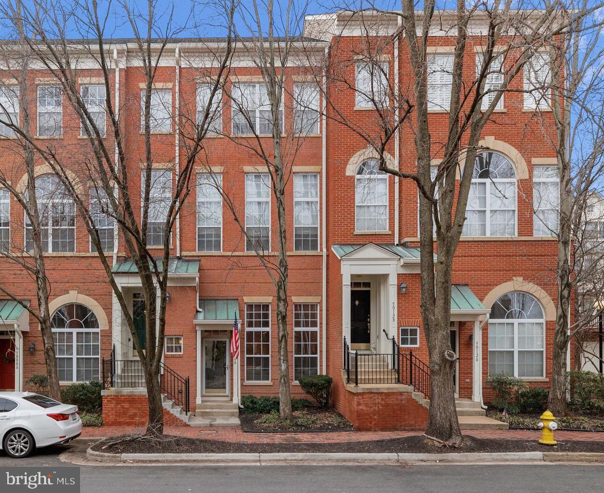 5010 BARBOUR DR #A, ALEXANDRIA, Virginia 22304, 2 Bedrooms Bedrooms, ,2 BathroomsBathrooms,Residential,For sale,5010 BARBOUR DR #A,VAAX2041504 MLS # VAAX2041504