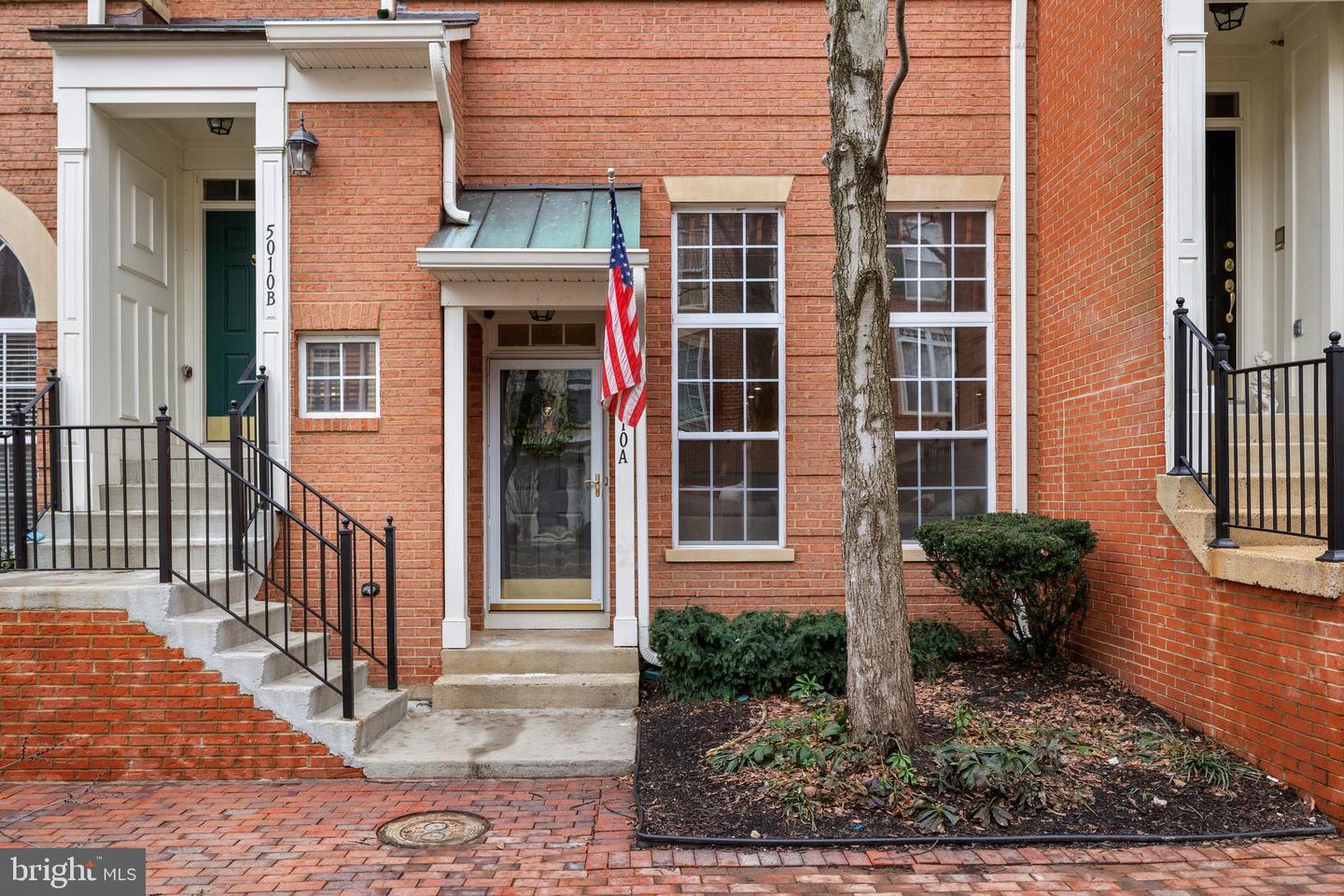 5010 BARBOUR DR #A, ALEXANDRIA, Virginia 22304, 2 Bedrooms Bedrooms, ,2 BathroomsBathrooms,Residential,For sale,5010 BARBOUR DR #A,VAAX2041504 MLS # VAAX2041504