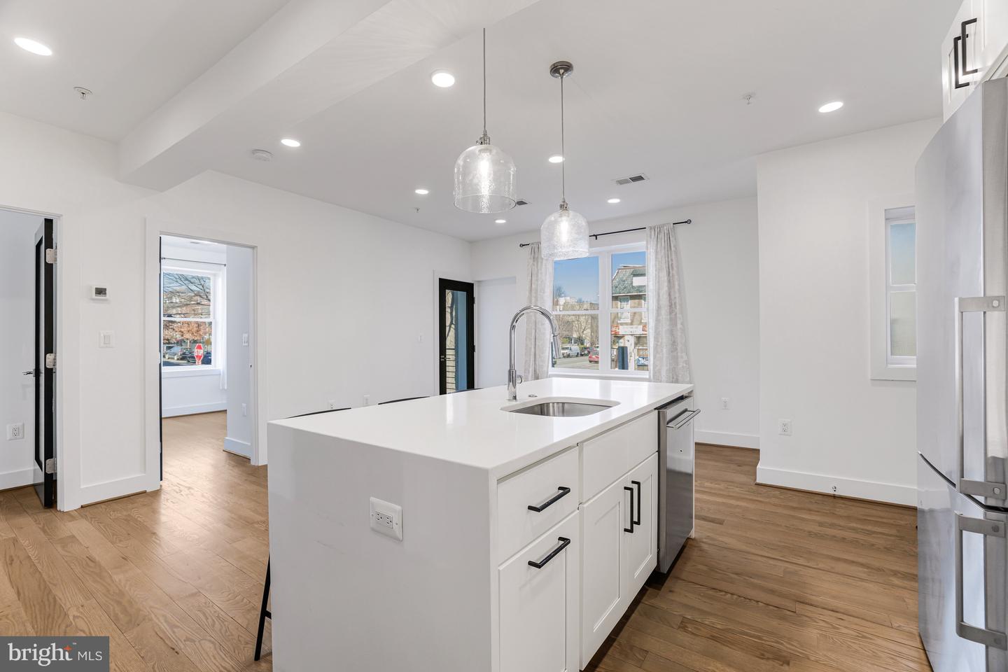 1236 SHEPHERD ST NW #4, WASHINGTON, District Of Columbia 20011, 2 Bedrooms Bedrooms, ,2 BathroomsBathrooms,Residential,For sale,1236 SHEPHERD ST NW #4,DCDC2183528 MLS # DCDC2183528