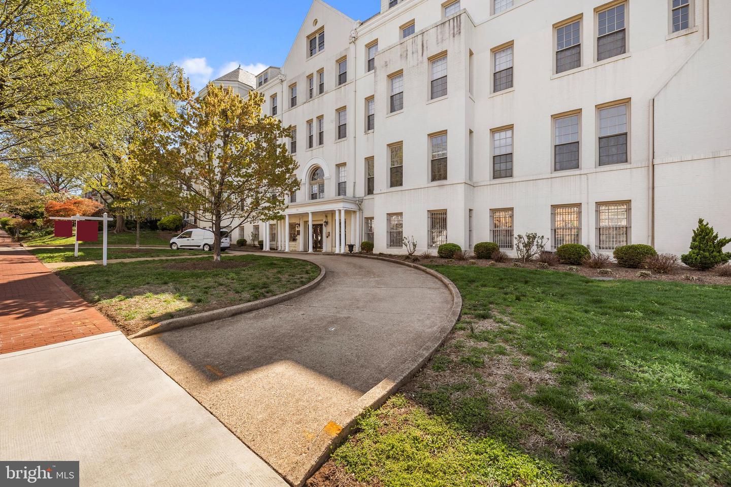 101 N CAROLINA AVE SE #301, WASHINGTON, District Of Columbia 20003, 3 Rooms Rooms,1 BathroomBathrooms,Residential,For sale,101 N CAROLINA AVE SE #301,DCDC2184280 MLS # DCDC2184280