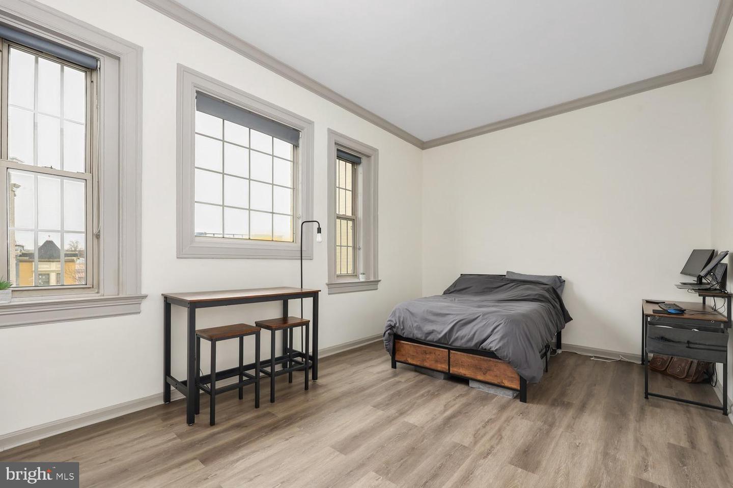 101 N CAROLINA AVE SE #301, WASHINGTON, District Of Columbia 20003, 3 Rooms Rooms,1 BathroomBathrooms,Residential,For sale,101 N CAROLINA AVE SE #301,DCDC2184280 MLS # DCDC2184280