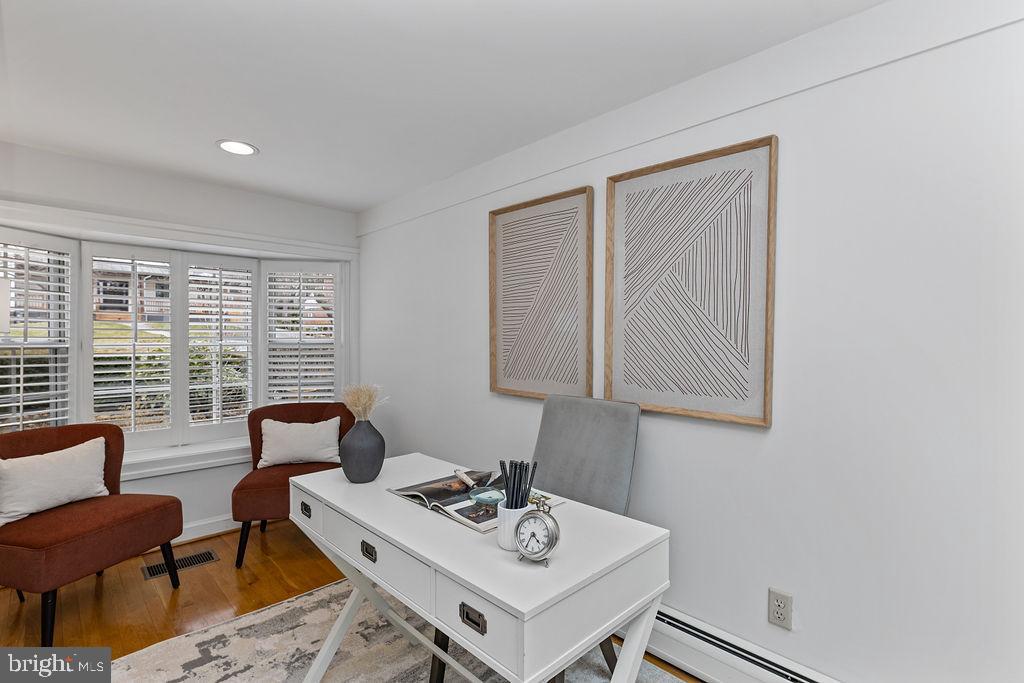 231 N FILLMORE ST, ARLINGTON, Virginia 22201, 4 Bedrooms Bedrooms, ,3 BathroomsBathrooms,Residential,For sale,231 N FILLMORE ST,VAAR2053184 MLS # VAAR2053184