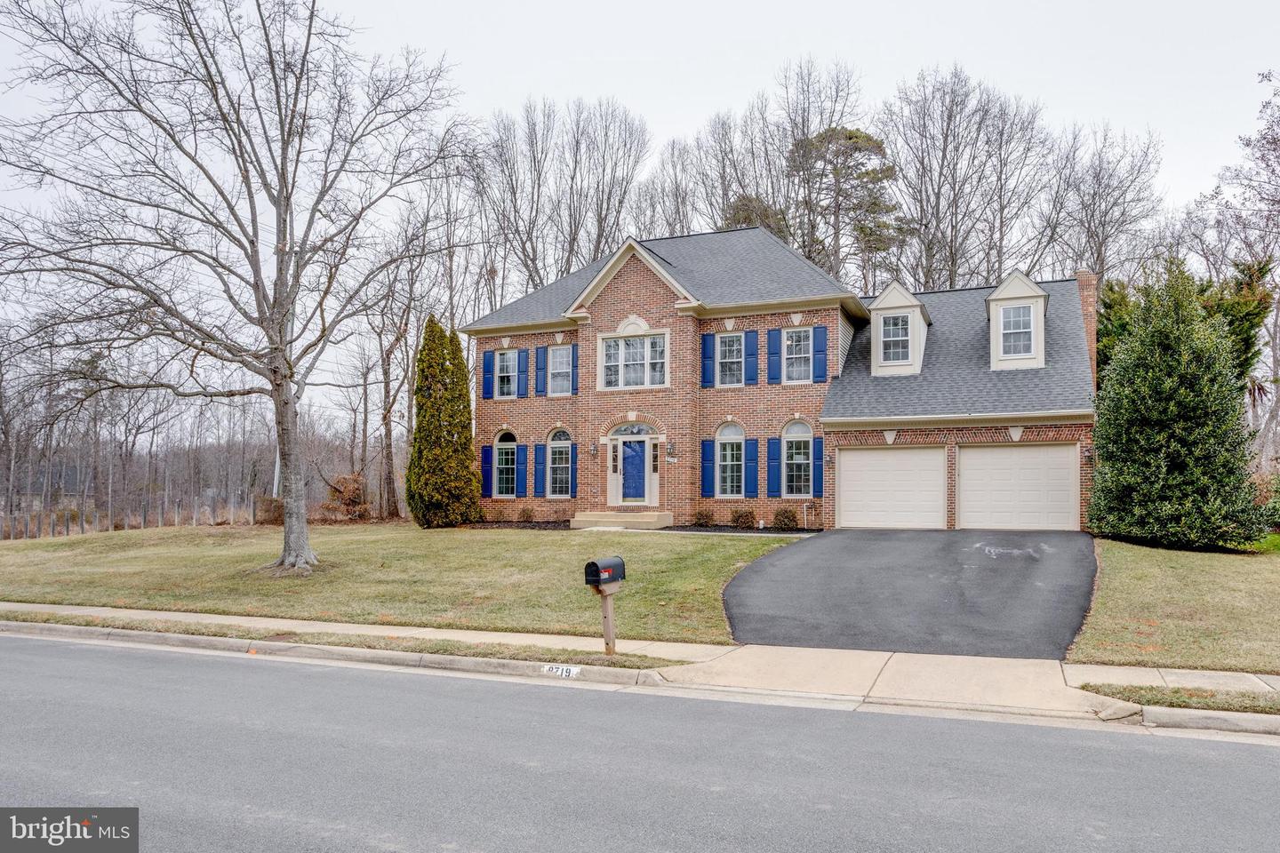 8719 CROSS CHASE CIR, FAIRFAX STATION, Virginia 22039, 5 Bedrooms Bedrooms, ,3 BathroomsBathrooms,Residential,For sale,8719 CROSS CHASE CIR,VAFX2221236 MLS # VAFX2221236