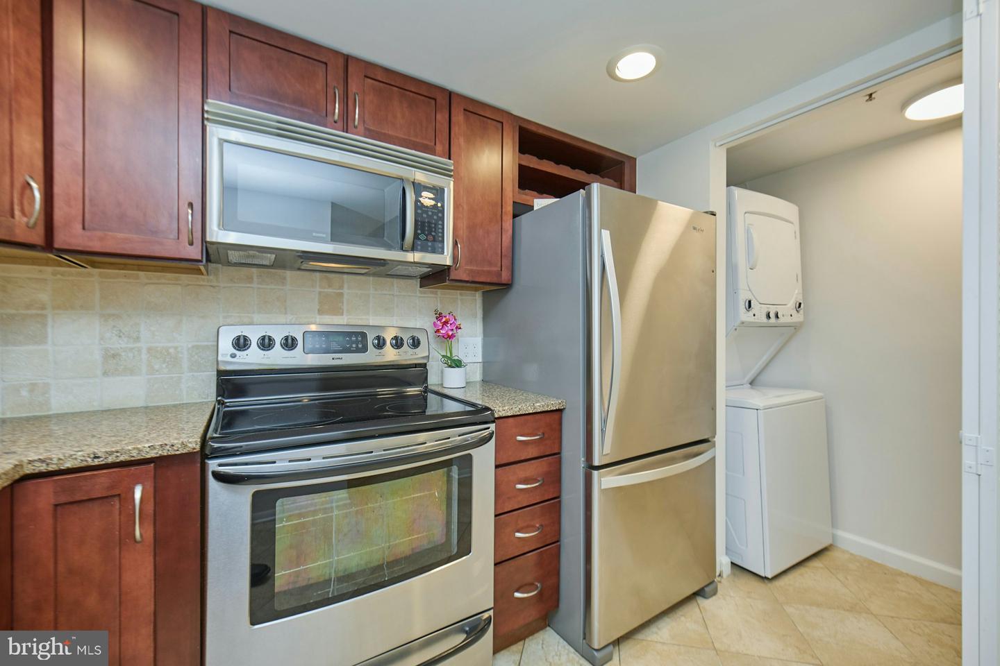 1001 N VERMONT ST #904, ARLINGTON, Virginia 22201, 1 Bedroom Bedrooms, ,1 BathroomBathrooms,Residential,For sale,1001 N VERMONT ST #904,VAAR2053290 MLS # VAAR2053290