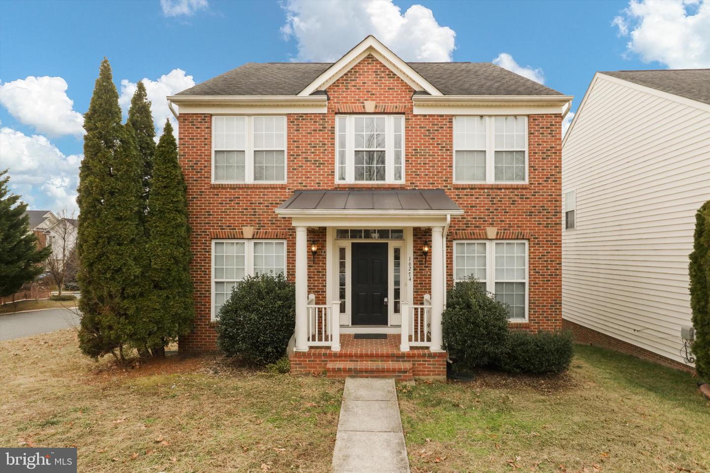 16274 RADBURN ST, WOODBRIDGE, Virginia 22191, 5 Bedrooms Bedrooms, 9 Rooms Rooms,3 BathroomsBathrooms,Residential,For sale,16274 RADBURN ST,VAPW2087634 MLS # VAPW2087634