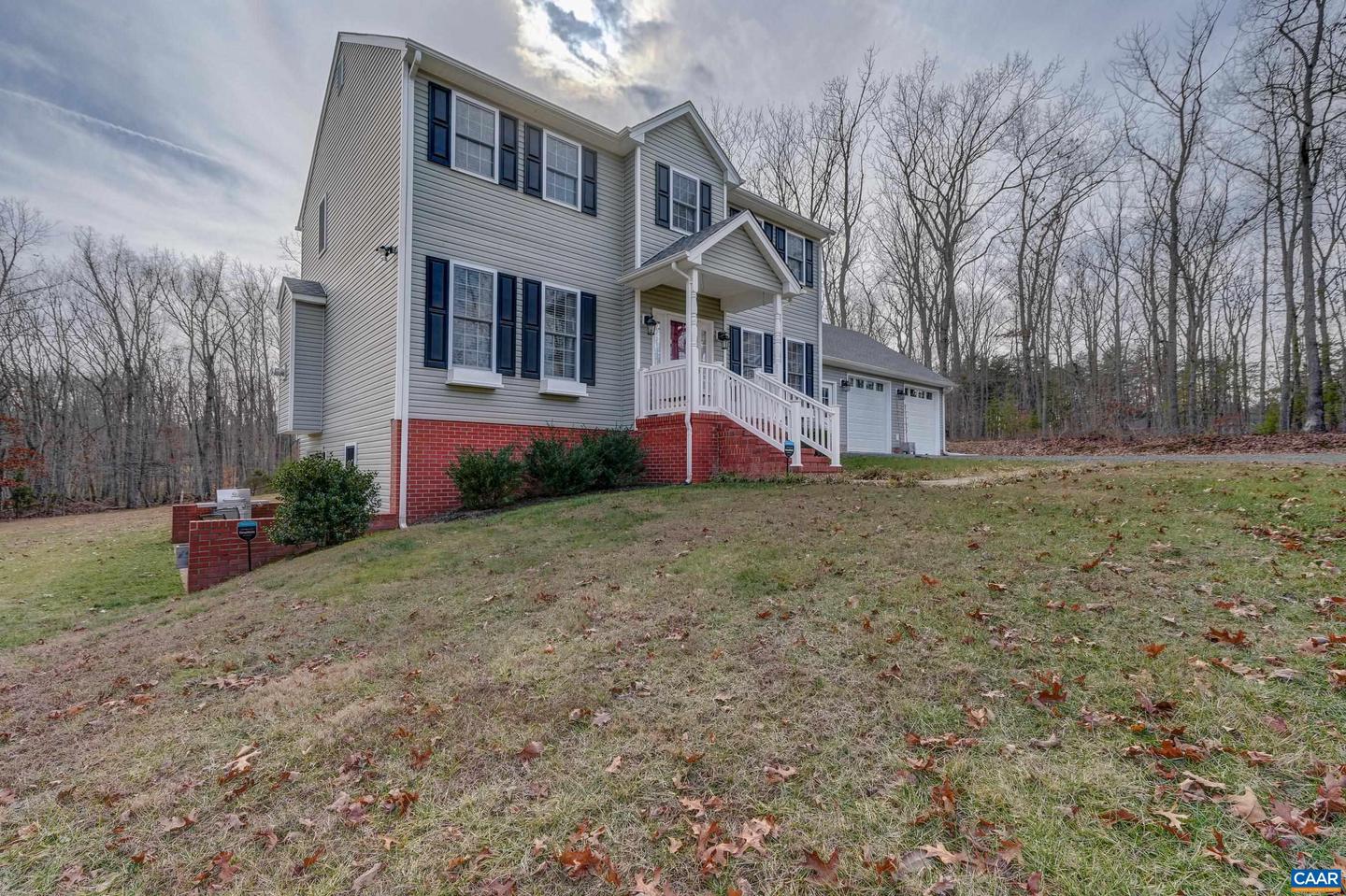 8512 LOUISA RD, GORDONSVILLE, Virginia 22942, 4 Bedrooms Bedrooms, ,3 BathroomsBathrooms,Residential,For sale,8512 LOUISA RD,660812 MLS # 660812