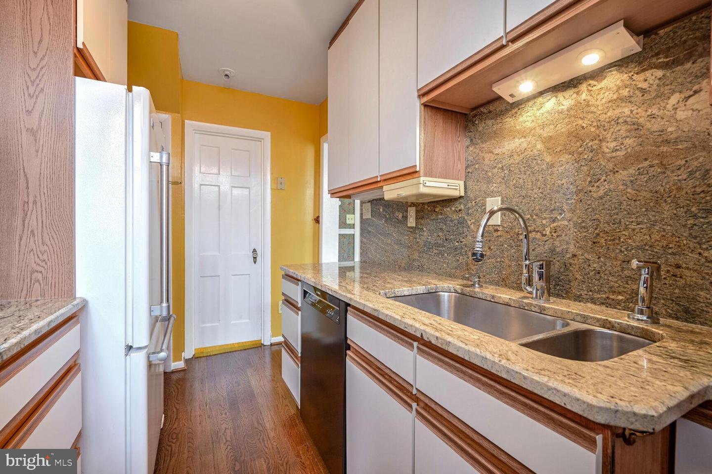 4423 FESSENDEN ST NW, WASHINGTON, District Of Columbia 20016, 3 Bedrooms Bedrooms, 6 Rooms Rooms,2 BathroomsBathrooms,Residential,For sale,4423 FESSENDEN ST NW,DCDC2166590 MLS # DCDC2166590