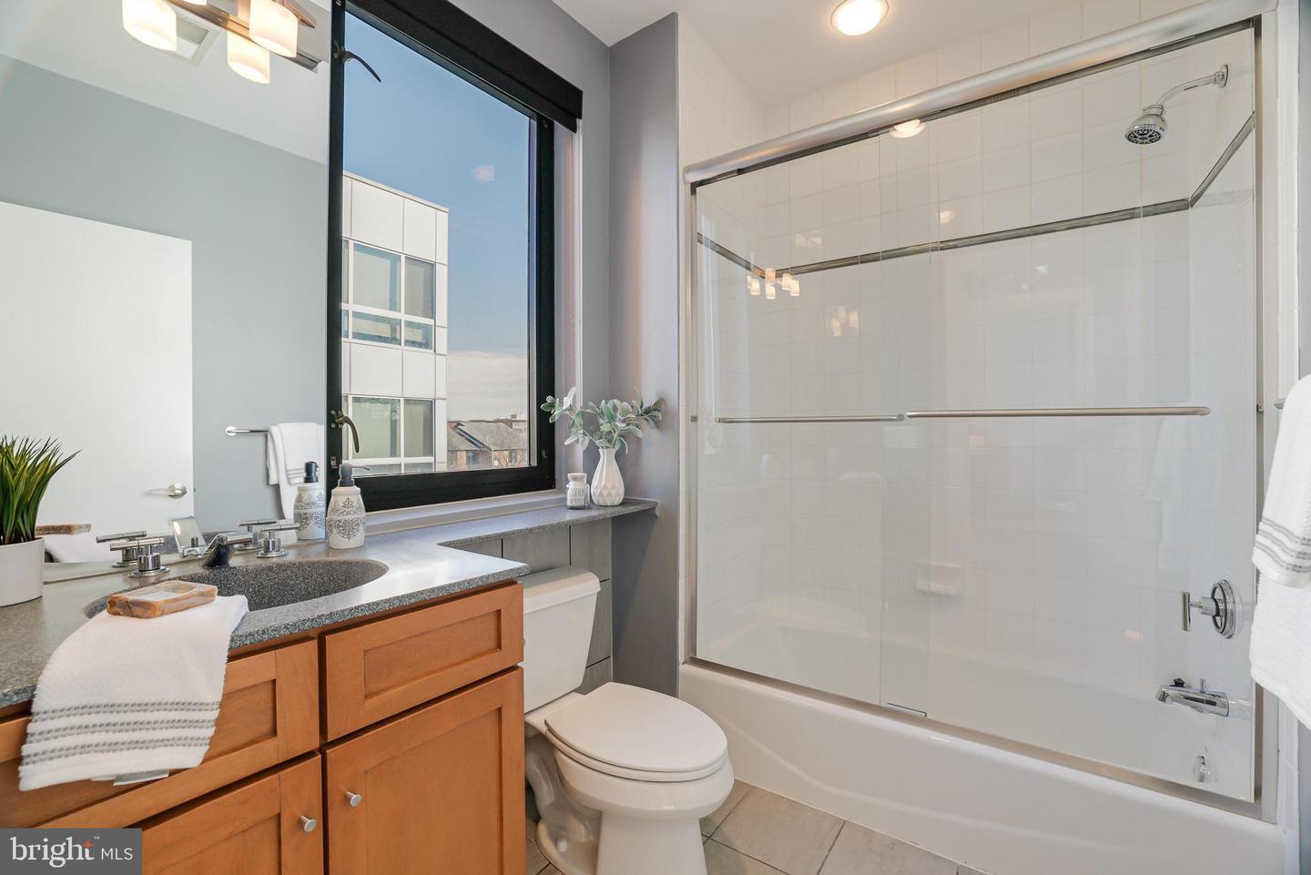 1425 EUCLID ST NW #11, WASHINGTON, District Of Columbia 20009, 2 Bedrooms Bedrooms, ,2 BathroomsBathrooms,Residential,For sale,1425 EUCLID ST NW #11,DCDC2175188 MLS # DCDC2175188