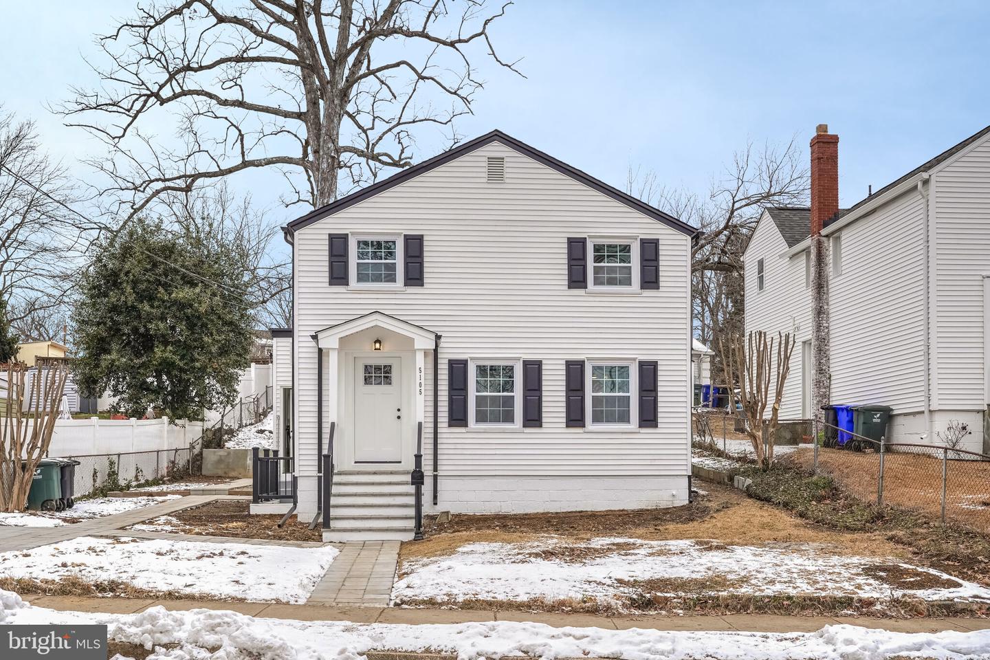 5105 11TH ST S, ARLINGTON, Virginia 22204, 3 Bedrooms Bedrooms, ,2 BathroomsBathrooms,Residential,For sale,5105 11TH ST S,VAAR2052650 MLS # VAAR2052650