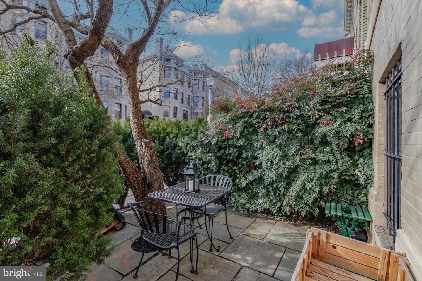 1833 CALIFORNIA ST NW #102, WASHINGTON, District Of Columbia 20009, 1 Bedroom Bedrooms, ,1 BathroomBathrooms,Residential,For sale,1833 CALIFORNIA ST NW #102,DCDC2175864 MLS # DCDC2175864