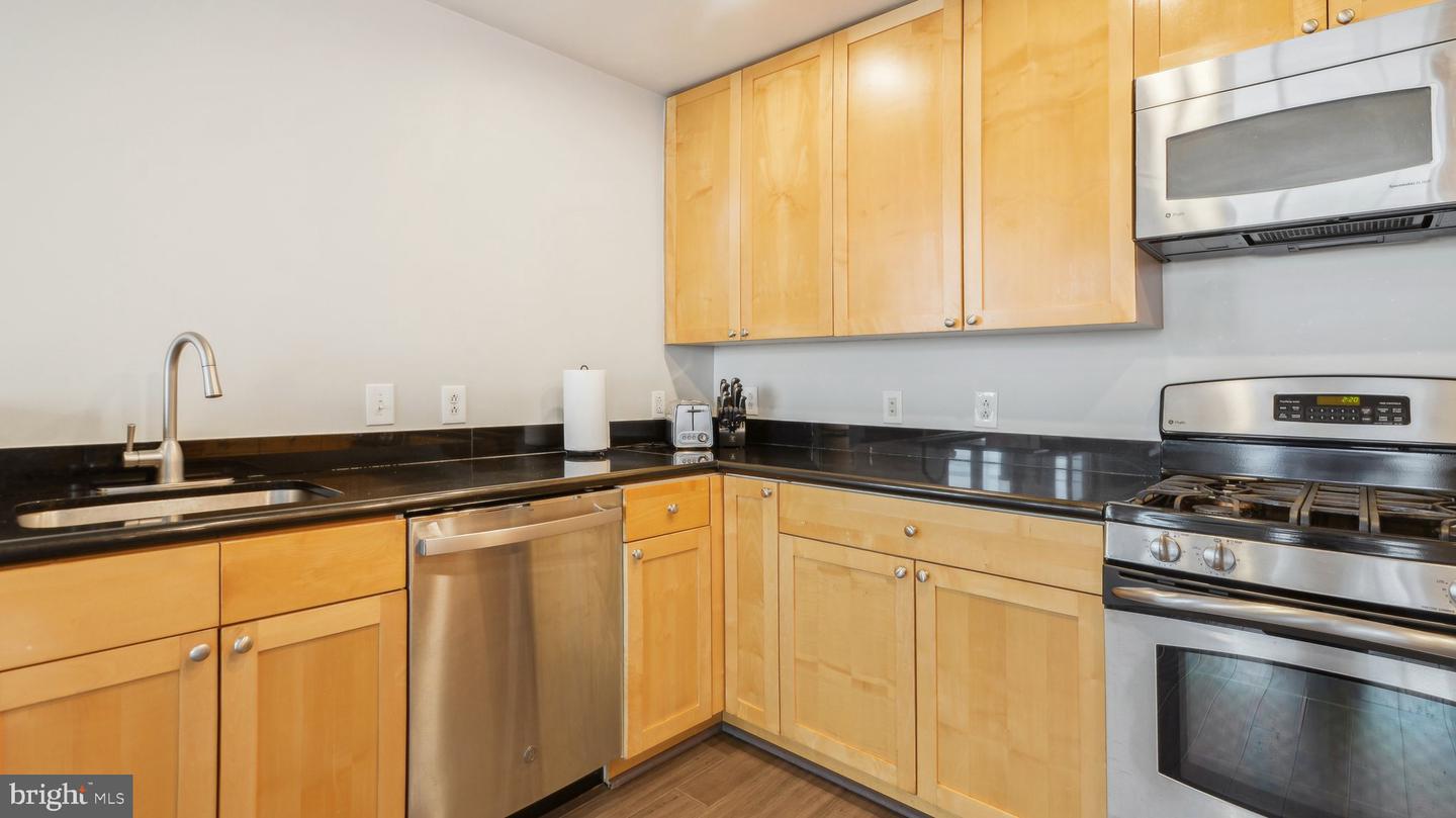 3650 S GLEBE RD #557, ARLINGTON, Virginia 22202, 1 Bedroom Bedrooms, ,1 BathroomBathrooms,Residential,For sale,3650 S GLEBE RD #557,VAAR2053294 MLS # VAAR2053294