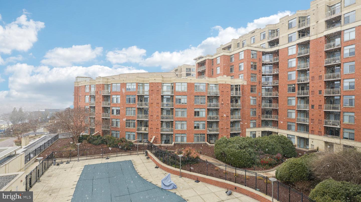 3650 S GLEBE RD #557, ARLINGTON, Virginia 22202, 1 Bedroom Bedrooms, ,1 BathroomBathrooms,Residential,For sale,3650 S GLEBE RD #557,VAAR2053294 MLS # VAAR2053294