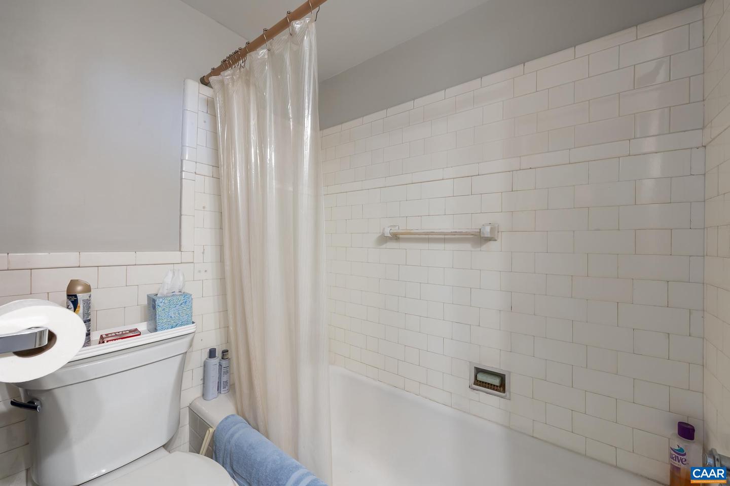 500 COURT SQ #SUITES 801 & 807 MON, CHARLOTTESVILLE, Virginia 22902, 2 Bedrooms Bedrooms, ,2 BathroomsBathrooms,Residential,For sale,500 COURT SQ #SUITES 801 & 807 MON,660787 MLS # 660787