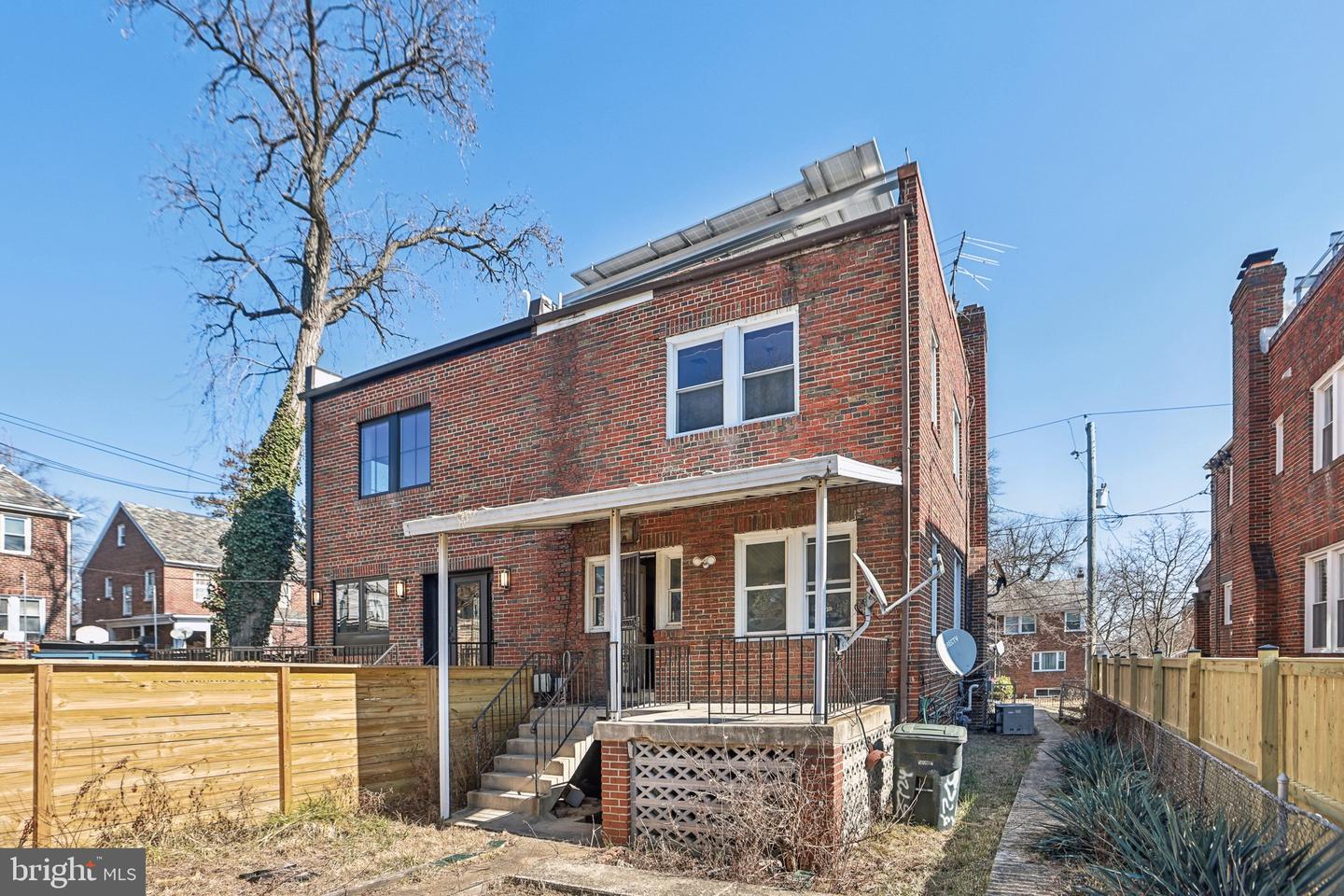 5724 6TH ST NW, WASHINGTON, District Of Columbia 20011, 4 Bedrooms Bedrooms, ,3 BathroomsBathrooms,Residential,For sale,5724 6TH ST NW,DCDC2184892 MLS # DCDC2184892