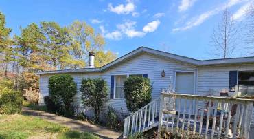 12025 W RIVER RD, PALMYRA, Virginia 22963, 3 Bedrooms Bedrooms, ,2 BathroomsBathrooms,Residential,12025 W RIVER RD,660866 MLS # 660866