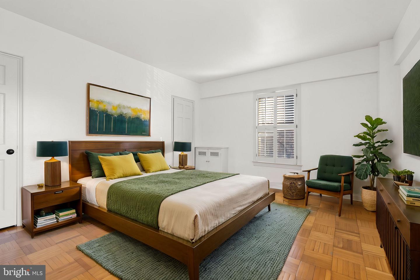 2500 Q ST NW #214, WASHINGTON, District Of Columbia 20007, 2 Bedrooms Bedrooms, ,2 BathroomsBathrooms,Residential,For sale,2500 Q ST NW #214,DCDC2175838 MLS # DCDC2175838