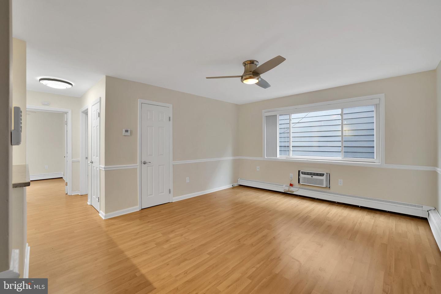 513 12TH ST NE #3, WASHINGTON, District Of Columbia 20002, 2 Bedrooms Bedrooms, ,1 BathroomBathrooms,Residential,For sale,513 12TH ST NE #3,DCDC2183772 MLS # DCDC2183772