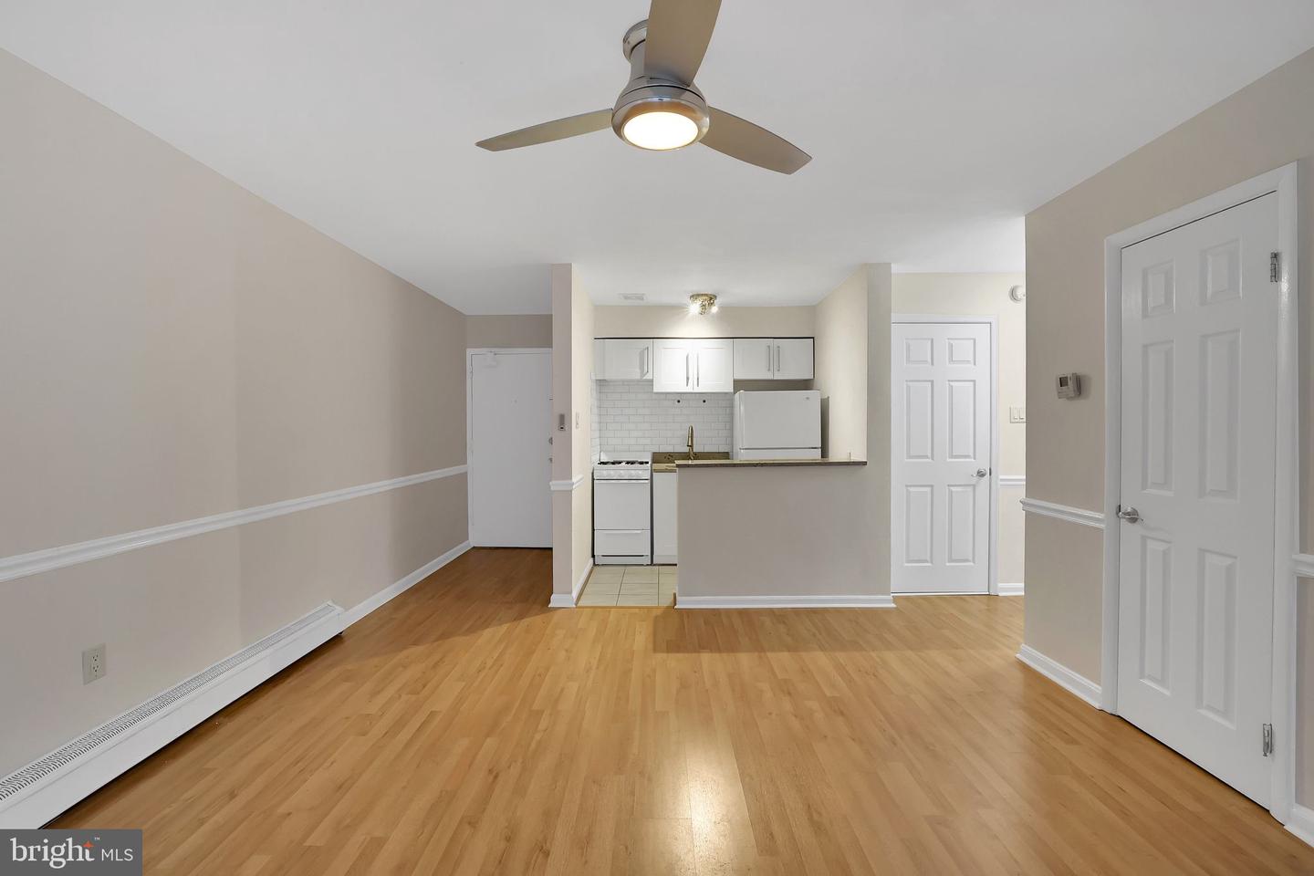 513 12TH ST NE #3, WASHINGTON, District Of Columbia 20002, 2 Bedrooms Bedrooms, ,1 BathroomBathrooms,Residential,For sale,513 12TH ST NE #3,DCDC2183772 MLS # DCDC2183772