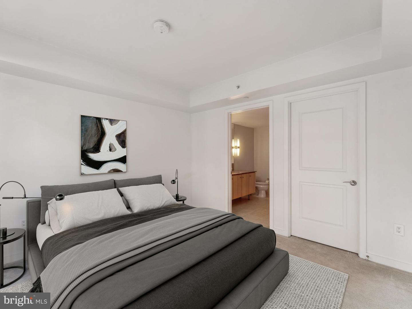 1025 1ST ST SE #202, WASHINGTON, District Of Columbia 20003, 2 Bedrooms Bedrooms, ,2 BathroomsBathrooms,Residential,For sale,1025 1ST ST SE #202,DCDC2184546 MLS # DCDC2184546