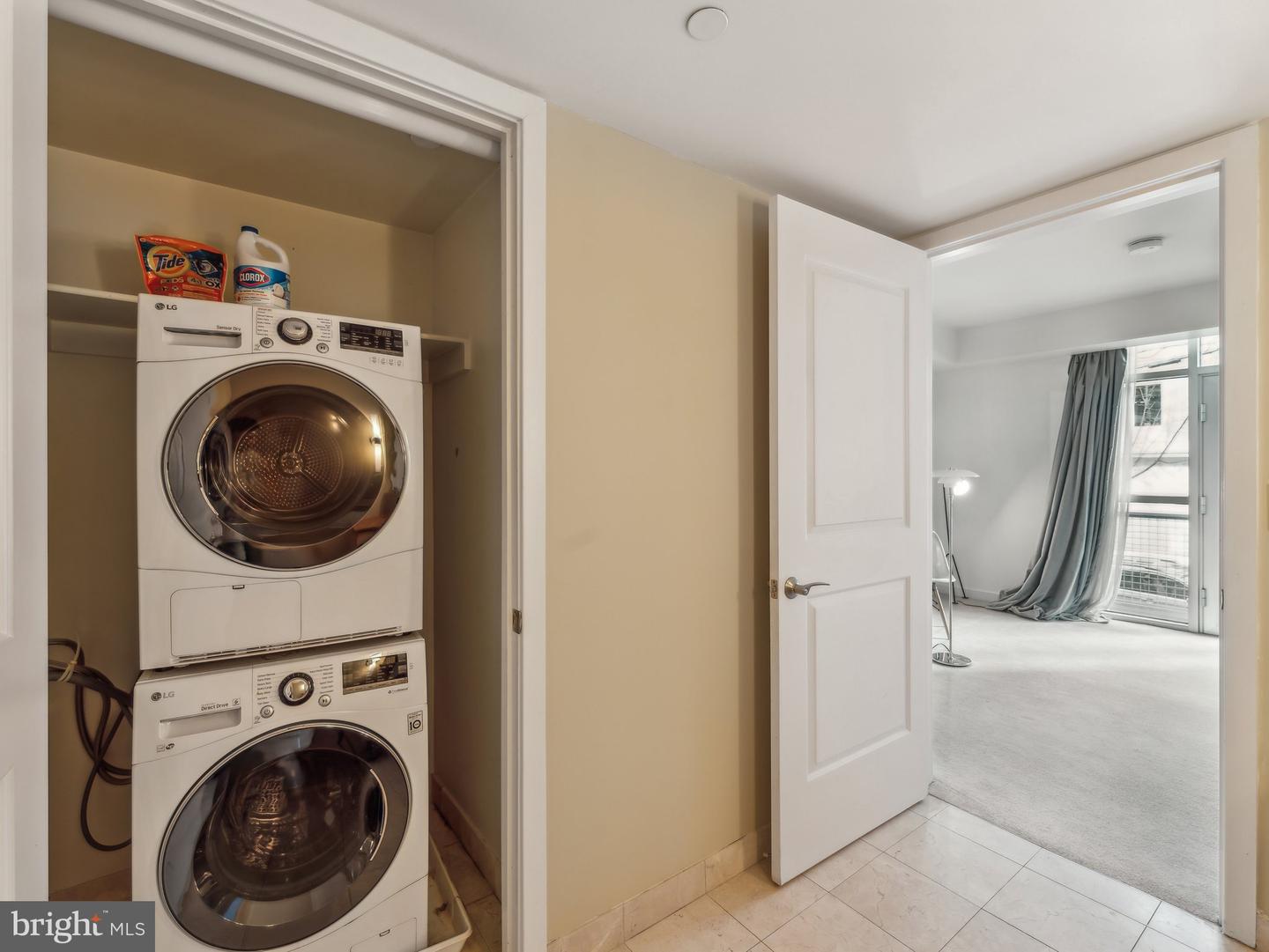 1025 1ST ST SE #202, WASHINGTON, District Of Columbia 20003, 2 Bedrooms Bedrooms, ,2 BathroomsBathrooms,Residential,For sale,1025 1ST ST SE #202,DCDC2184546 MLS # DCDC2184546