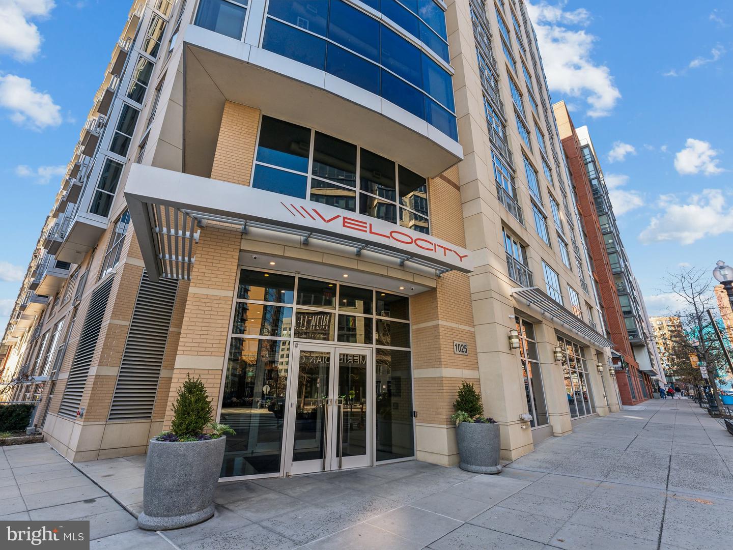 1025 1ST ST SE #202, WASHINGTON, District Of Columbia 20003, 2 Bedrooms Bedrooms, ,2 BathroomsBathrooms,Residential,For sale,1025 1ST ST SE #202,DCDC2184546 MLS # DCDC2184546
