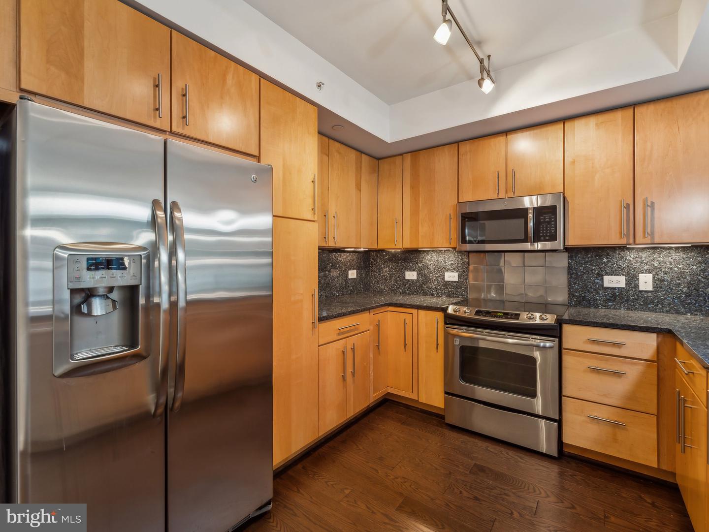 1025 1ST ST SE #202, WASHINGTON, District Of Columbia 20003, 2 Bedrooms Bedrooms, ,2 BathroomsBathrooms,Residential,For sale,1025 1ST ST SE #202,DCDC2184546 MLS # DCDC2184546