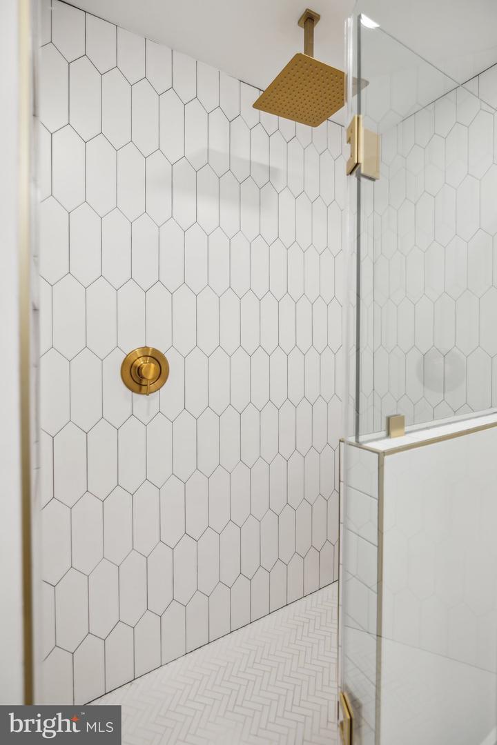 3601 10TH ST NW #1, WASHINGTON, District Of Columbia 20010, 3 Bedrooms Bedrooms, ,3 BathroomsBathrooms,Residential,For sale,3601 10TH ST NW #1,DCDC2184978 MLS # DCDC2184978