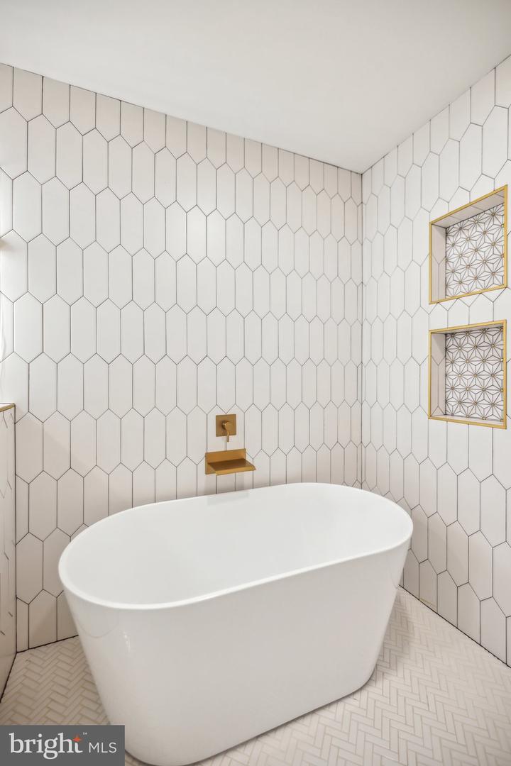 3601 10TH ST NW #1, WASHINGTON, District Of Columbia 20010, 3 Bedrooms Bedrooms, ,3 BathroomsBathrooms,Residential,For sale,3601 10TH ST NW #1,DCDC2184978 MLS # DCDC2184978