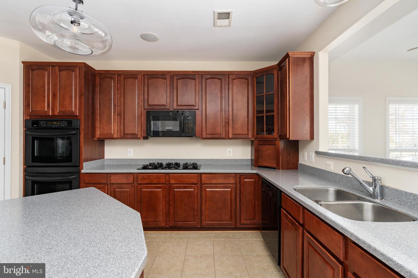1191 VIRGINIA AVE, CULPEPER, Virginia 22701, 5 Bedrooms Bedrooms, ,5 BathroomsBathrooms,Residential,For sale,1191 VIRGINIA AVE,VACU2009750 MLS # VACU2009750