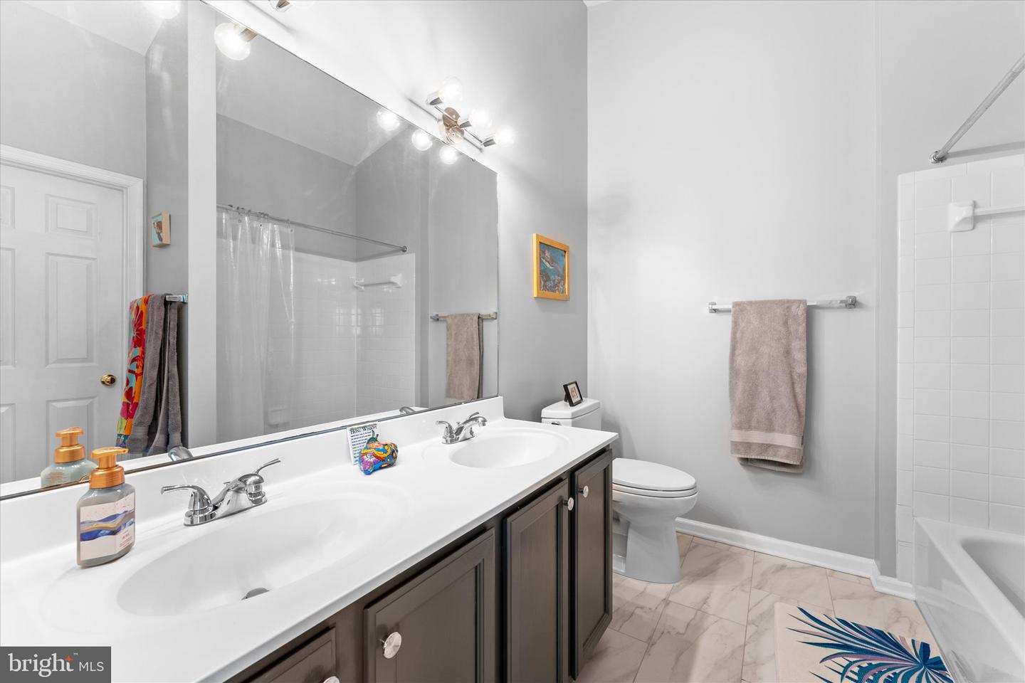 7461 GADSBY SQ, ALEXANDRIA, Virginia 22315, 2 Bedrooms Bedrooms, ,2 BathroomsBathrooms,Residential,For sale,7461 GADSBY SQ,VAFX2221650 MLS # VAFX2221650