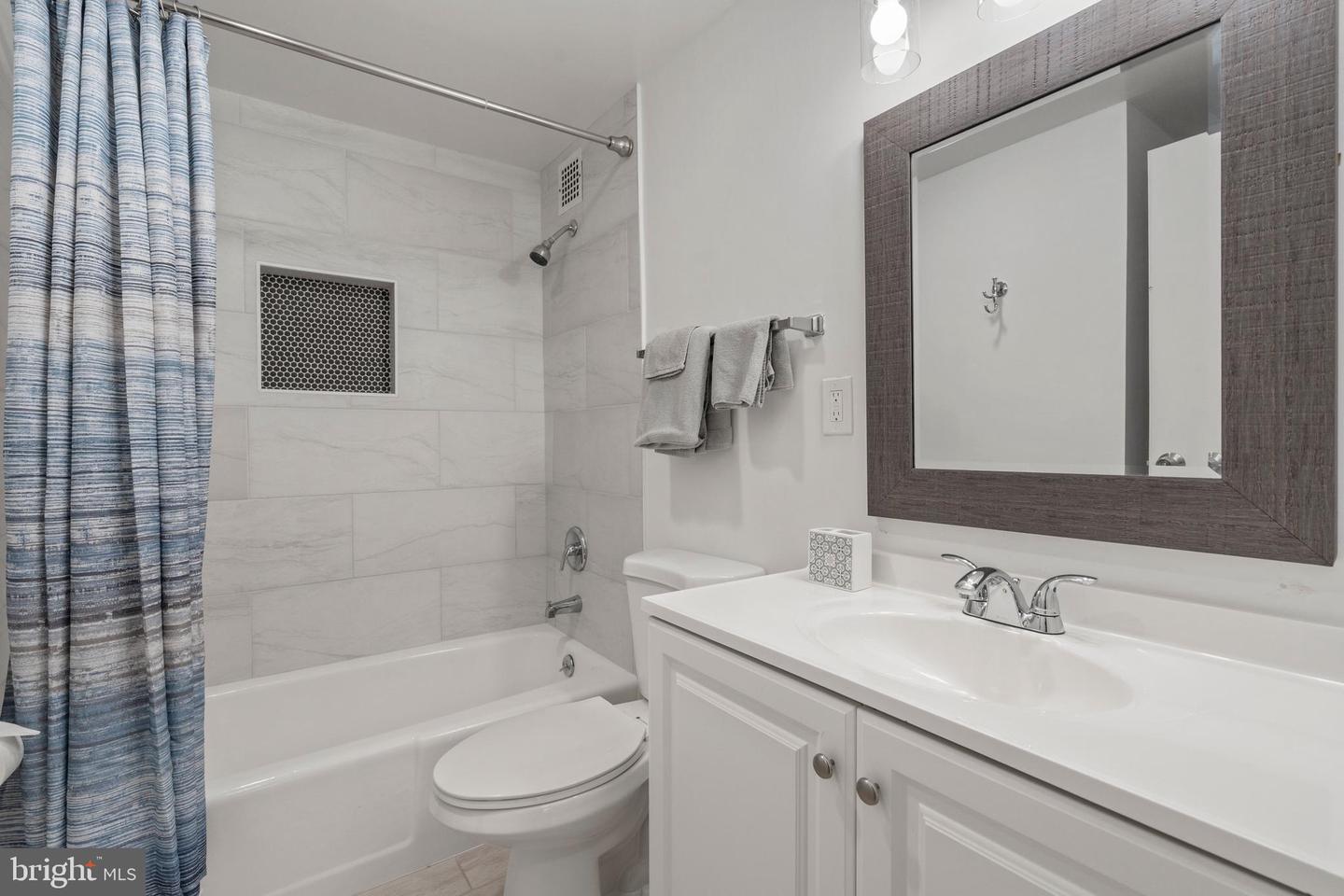 4141 N HENDERSON RD #314, ARLINGTON, Virginia 22203, ,1 BathroomBathrooms,Residential,For sale,4141 N HENDERSON RD #314,VAAR2053400 MLS # VAAR2053400