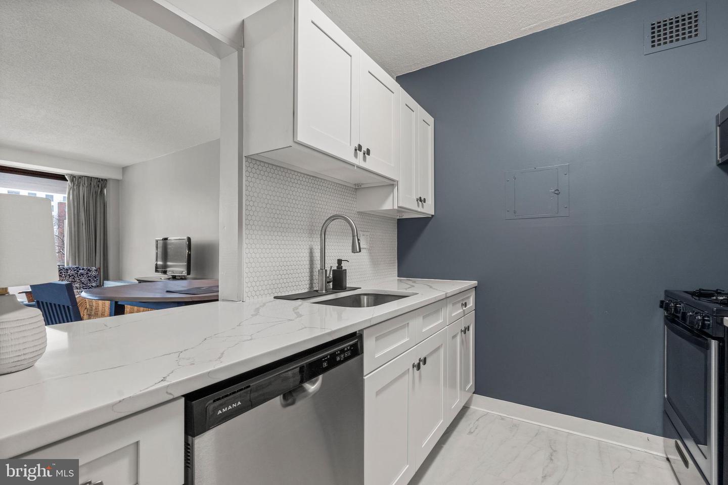 4141 N HENDERSON RD #314, ARLINGTON, Virginia 22203, ,1 BathroomBathrooms,Residential,For sale,4141 N HENDERSON RD #314,VAAR2053400 MLS # VAAR2053400