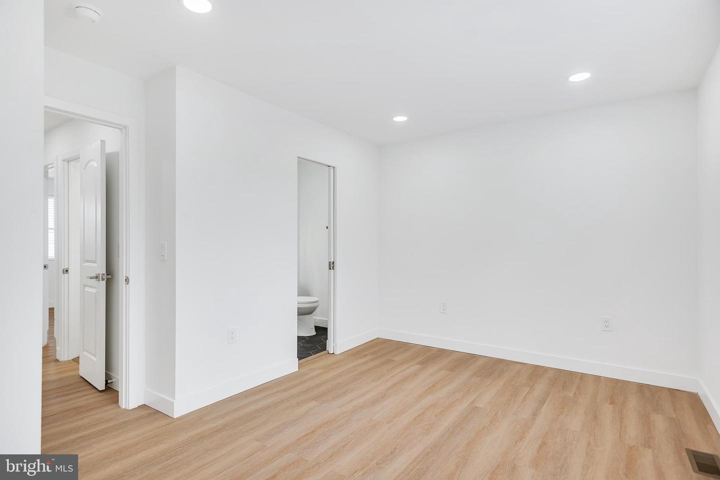 1342 DOWNING ST NE, WASHINGTON, District Of Columbia 20018, 4 Bedrooms Bedrooms, ,3 BathroomsBathrooms,Residential,For sale,1342 DOWNING ST NE,DCDC2185306 MLS # DCDC2185306