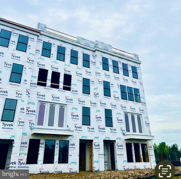 20889 MURRY FALLS TER, ASHBURN, Virginia 20147, 3 Bedrooms Bedrooms, ,2 BathroomsBathrooms,Residential,For sale,20889 MURRY FALLS TER,VALO2087986 MLS # VALO2087986