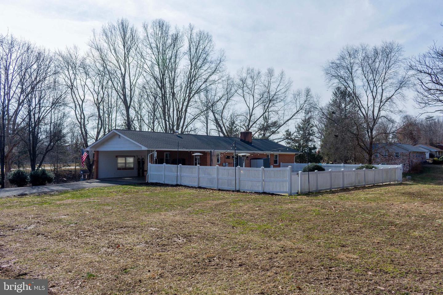 18206 JAMES MADISON HWY, GORDONSVILLE, Virginia 22942, 3 Bedrooms Bedrooms, ,2 BathroomsBathrooms,Residential,For sale,18206 JAMES MADISON HWY,VAOR2008882 MLS # VAOR2008882