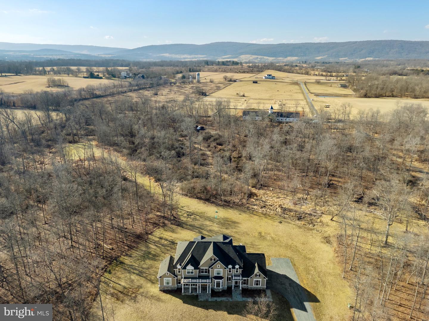 21881 WILLISVILLE RD, UPPERVILLE, Virginia 20184, 5 Bedrooms Bedrooms, ,6 BathroomsBathrooms,Residential,For sale,21881 WILLISVILLE RD,VALO2088192 MLS # VALO2088192