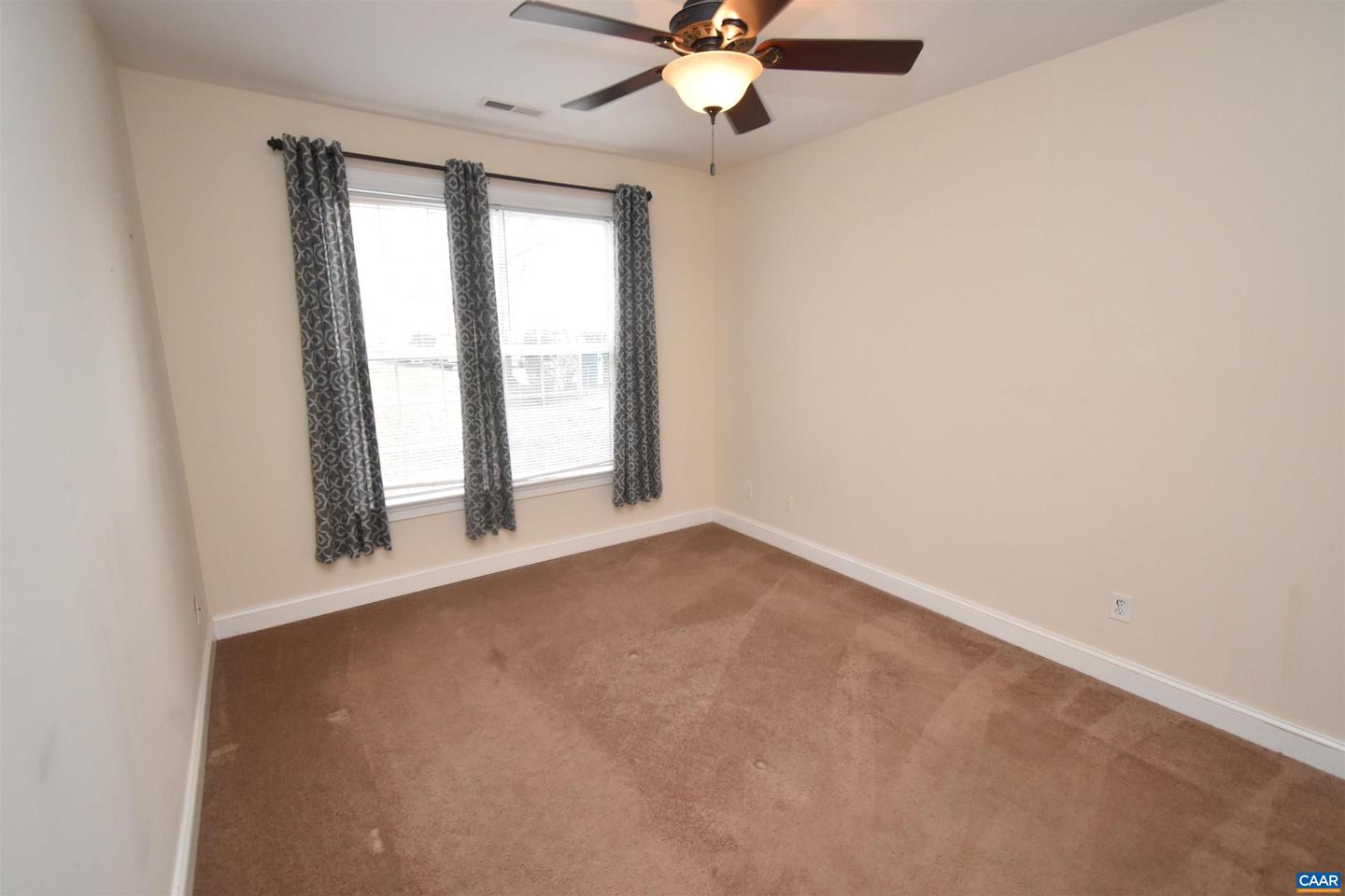 1052 GLENWOOD STATION LN #104, CHARLOTTESVILLE, Virginia 22901, 2 Bedrooms Bedrooms, ,2 BathroomsBathrooms,Residential,For sale,1052 GLENWOOD STATION LN #104,660883 MLS # 660883