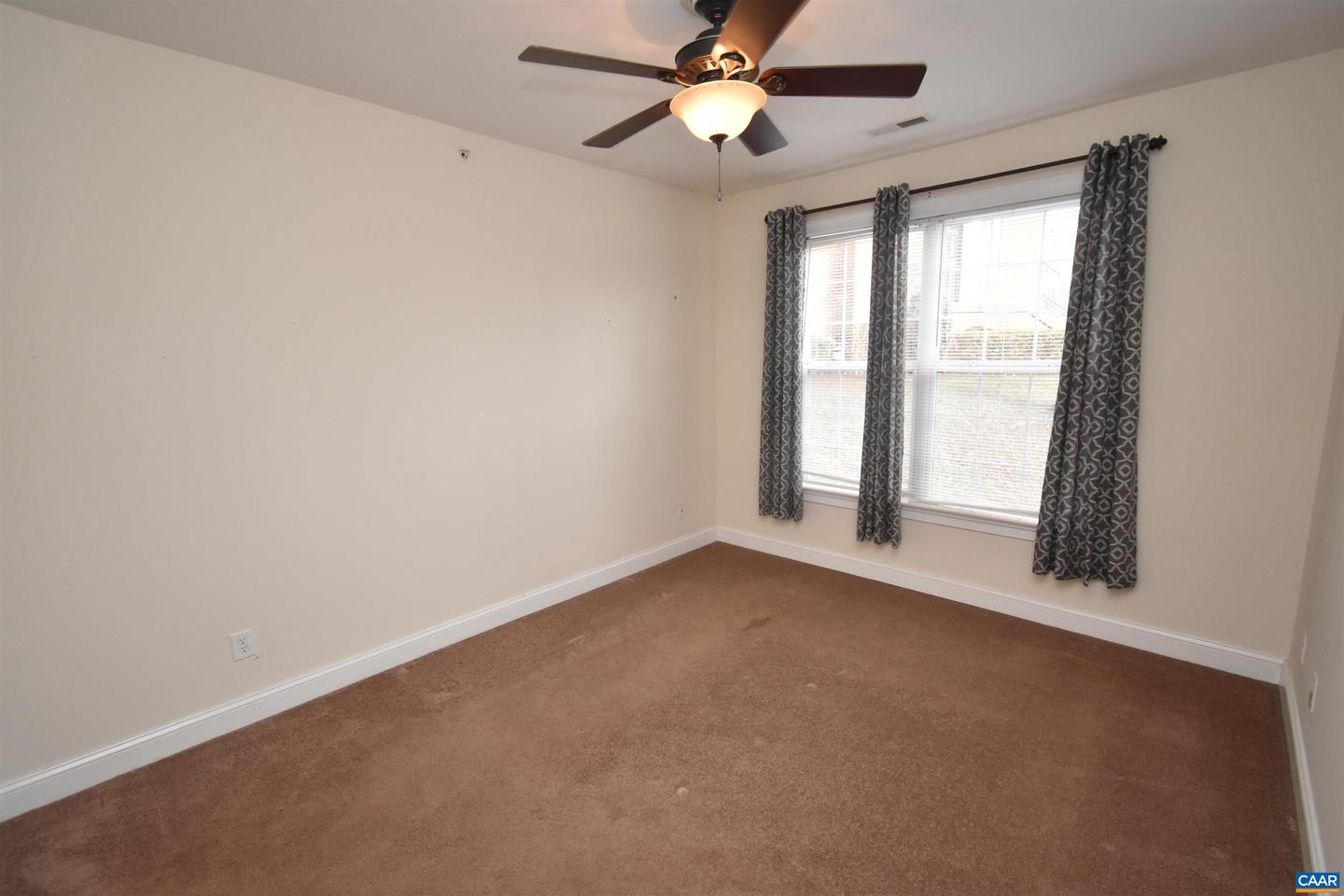 1052 GLENWOOD STATION LN #104, CHARLOTTESVILLE, Virginia 22901, 2 Bedrooms Bedrooms, ,2 BathroomsBathrooms,Residential,For sale,1052 GLENWOOD STATION LN #104,660883 MLS # 660883