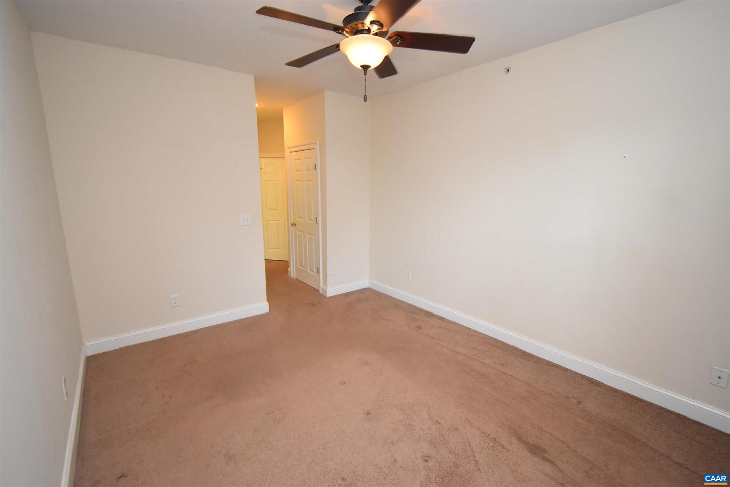 1052 GLENWOOD STATION LN #104, CHARLOTTESVILLE, Virginia 22901, 2 Bedrooms Bedrooms, ,2 BathroomsBathrooms,Residential,For sale,1052 GLENWOOD STATION LN #104,660883 MLS # 660883