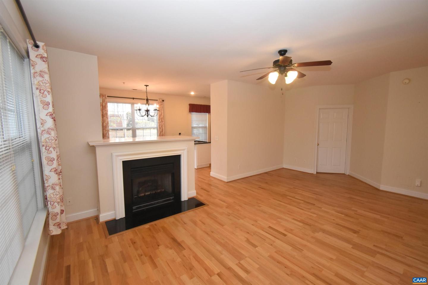 1052 GLENWOOD STATION LN #104, CHARLOTTESVILLE, Virginia 22901, 2 Bedrooms Bedrooms, ,2 BathroomsBathrooms,Residential,For sale,1052 GLENWOOD STATION LN #104,660883 MLS # 660883