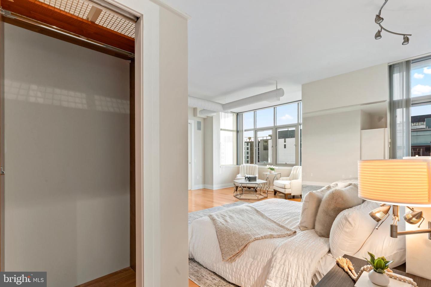 811 4TH ST NW #1011, WASHINGTON, District Of Columbia 20001, 3 Bedrooms Bedrooms, ,4 BathroomsBathrooms,Residential,For sale,811 4TH ST NW #1011,DCDC2175438 MLS # DCDC2175438