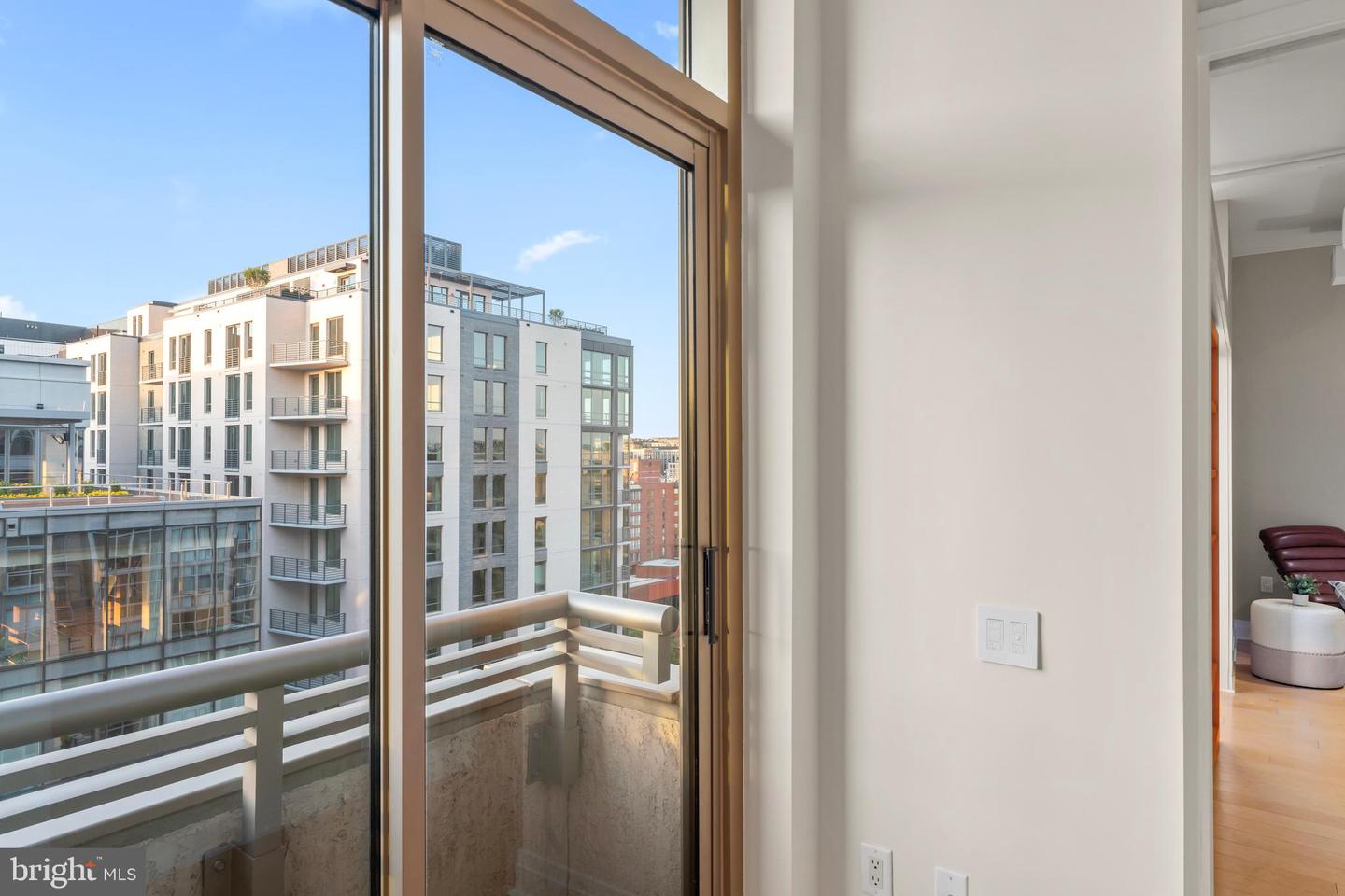 811 4TH ST NW #1011, WASHINGTON, District Of Columbia 20001, 3 Bedrooms Bedrooms, ,4 BathroomsBathrooms,Residential,For sale,811 4TH ST NW #1011,DCDC2175438 MLS # DCDC2175438