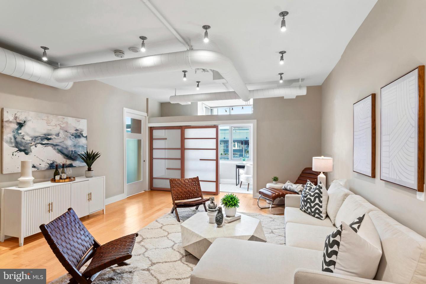 811 4TH ST NW #1011, WASHINGTON, District Of Columbia 20001, 3 Bedrooms Bedrooms, ,4 BathroomsBathrooms,Residential,For sale,811 4TH ST NW #1011,DCDC2175438 MLS # DCDC2175438