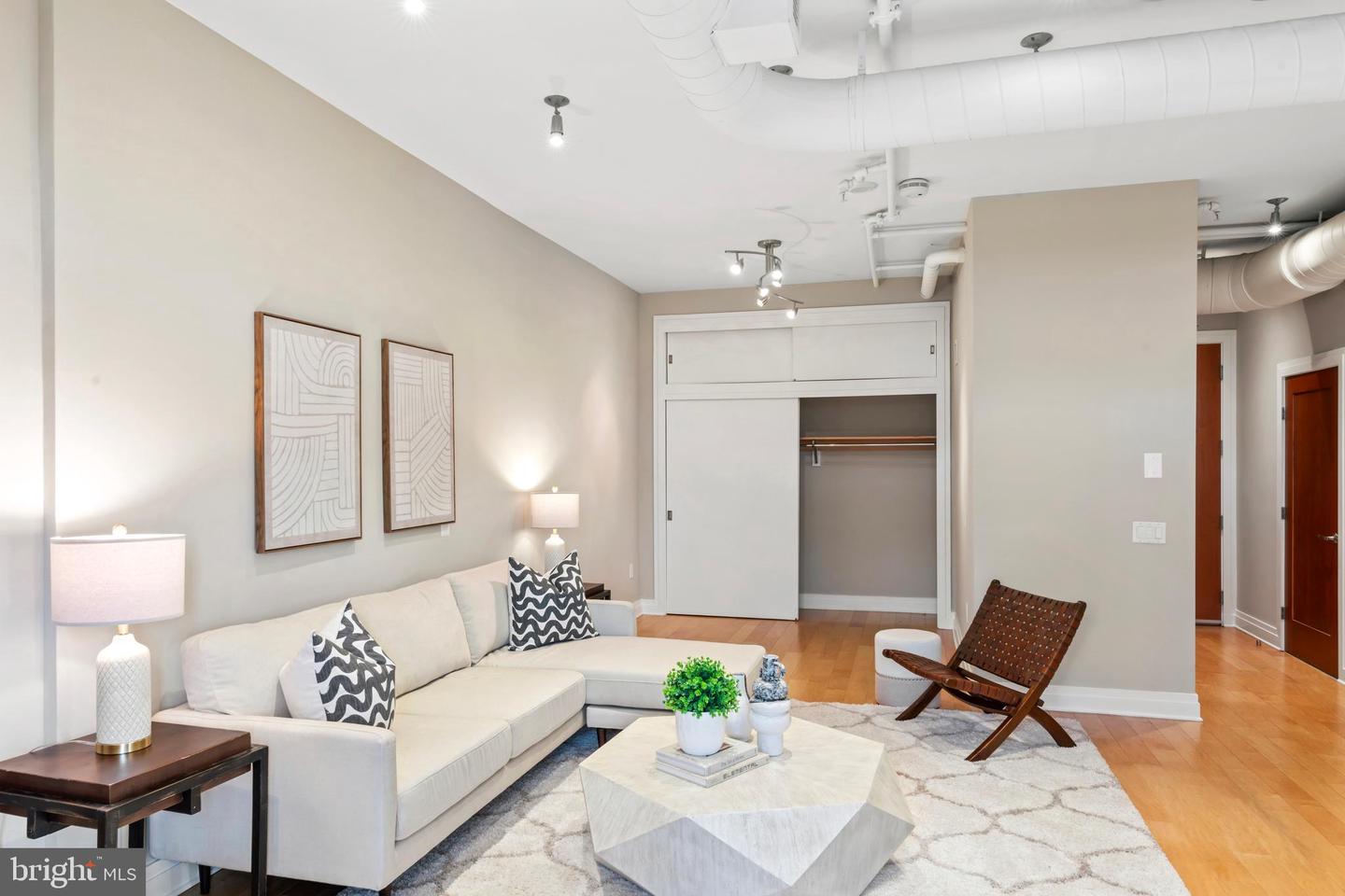 811 4TH ST NW #1011, WASHINGTON, District Of Columbia 20001, 3 Bedrooms Bedrooms, ,4 BathroomsBathrooms,Residential,For sale,811 4TH ST NW #1011,DCDC2175438 MLS # DCDC2175438