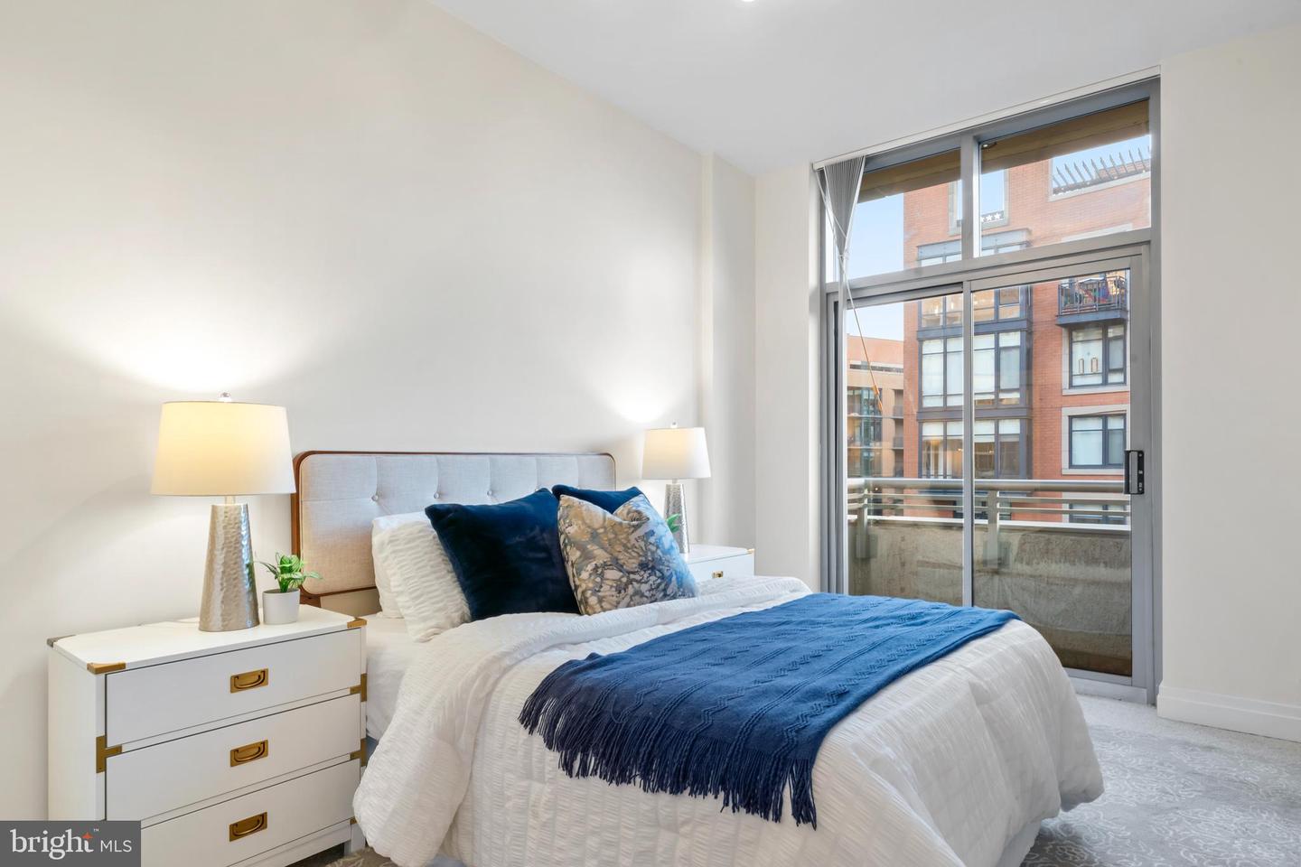 811 4TH ST NW #1011, WASHINGTON, District Of Columbia 20001, 3 Bedrooms Bedrooms, ,4 BathroomsBathrooms,Residential,For sale,811 4TH ST NW #1011,DCDC2175438 MLS # DCDC2175438